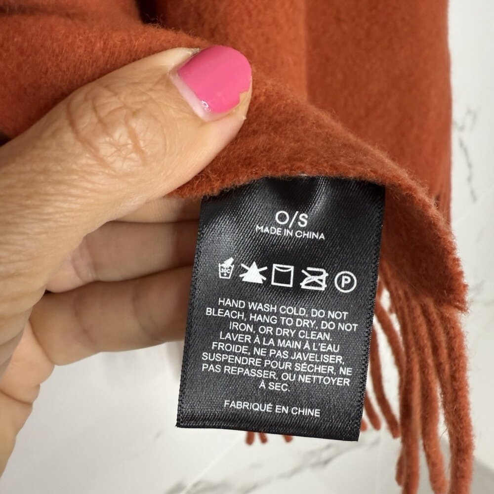 Aritzia Wilfred Tessuto 100% Wool Orange Oversized Blanket Scarf EUC Warm Cozy - Picture 3 of 8